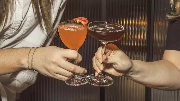 Some of Japan's best bartenders are coming to Chicago this fall - NewsBreak