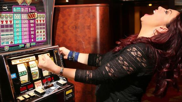 My sister won $200 at the casino. Now she gambles there every weekend ...