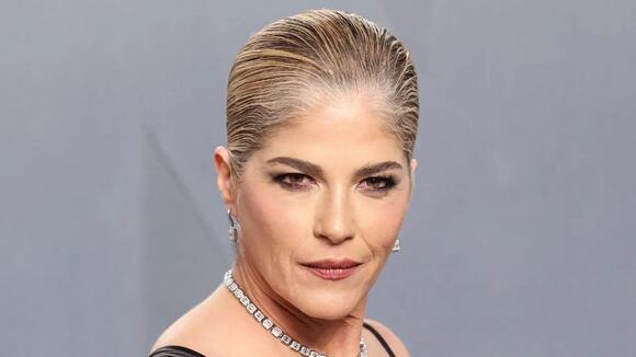 Selma Blair Previously Bit 3 A-List Stars Before Alleged Plane Incident ...