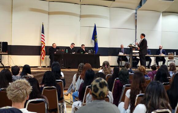Oregon Appeals Judges Bring Real Court Session to McMinnville Students ...