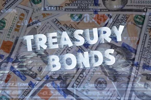 Treasury ETFs Soar as Tech Stocks Sell Off and 10-Year Yield Falls Below 5% -- What's Fueling the Bond Rush?