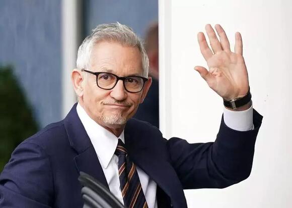 Who Are Gary Lineker’s Parents? All About Barry Lineker and Margaret ...