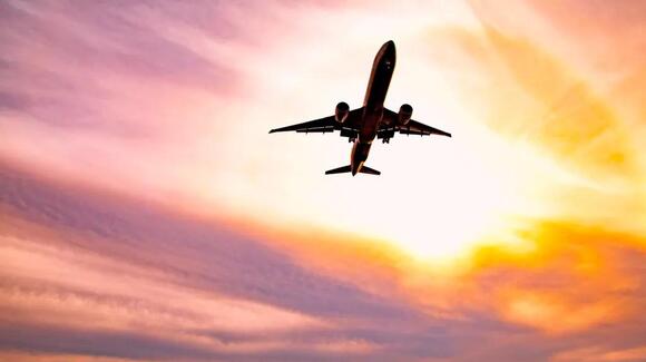 Report: FAA, Airlines Must Do More to Protect Crews From Radiation ...