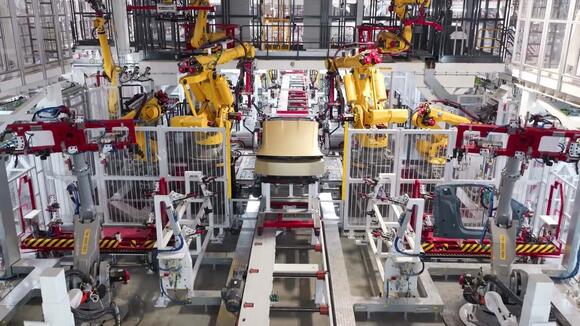 Watch Tesla's Wild 'Unboxed' Manufacturing For The Cybercab In Action ...