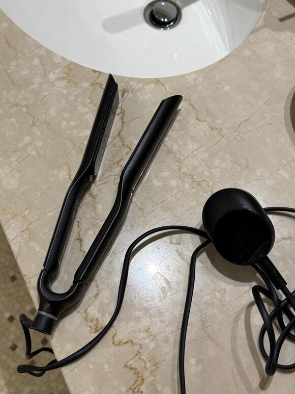 This AI Flat-Iron Learns Your Hair Texture in Real Time—My Thoughts ...
