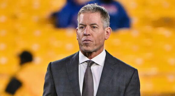 ESPN Makes Decision On Troy Aikman After Landing New NFL Job - NewsBreak