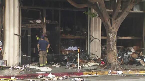 Firefighters battle early-morning blaze at downtown LA commercial ...