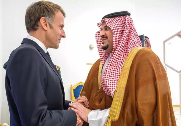Macron stops in Saudi Arabia on tour of Middle East