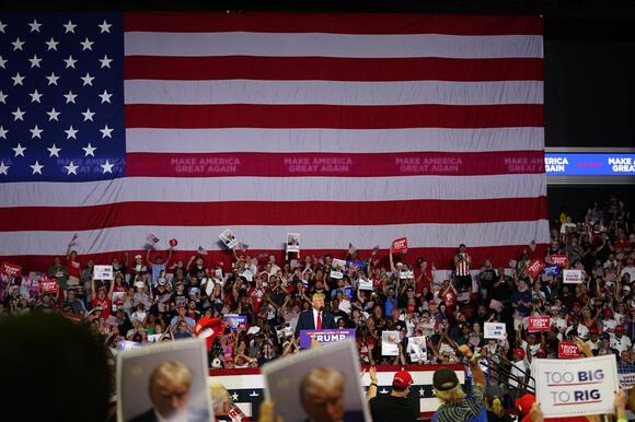 Trump tries some debate prep on the campaign trail