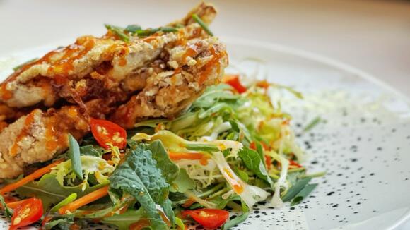 7 spots to get soft-shell crabs in Charleston - NewsBreak