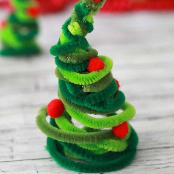 These Crafts Use Pipe Cleaners and They’re Actually Pretty Cool - NewsBreak