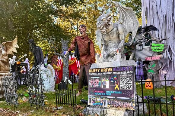 Taunton Family's Epic 50+ Animatronic Halloween Display Raises Funds ...
