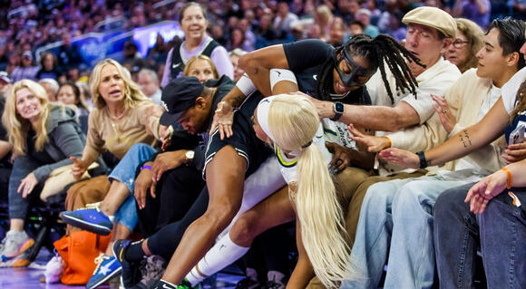 VIDEO: Shocking Blown Call on Brutal WNBA Collision Exposes Officiating  Crisis Worse Than Imagined - NewsBreak