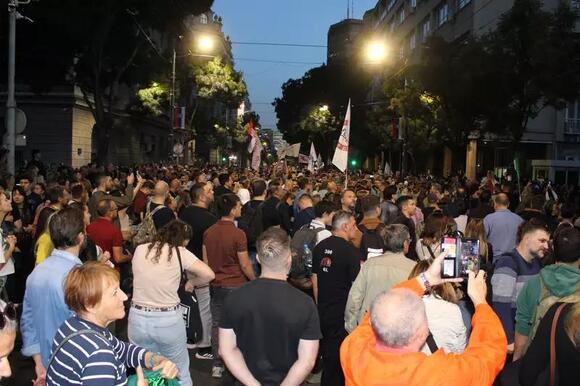 Voter turnout surges in Serbia as students challenge long-time leader