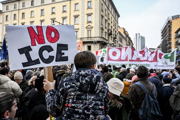 US judge orders release of 5-year-old detained by ICE - NewsBreak