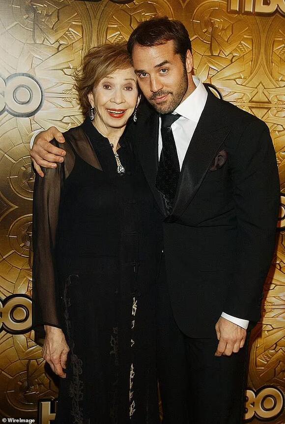 Jeremy Piven's mom Joyce dead at 94 as actor shares heart-wrenching ...