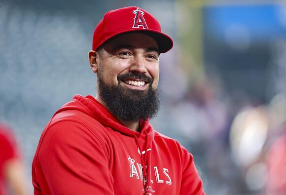 Anthony Rendon Will Not Join the Angels in 2026 - NewsBreak