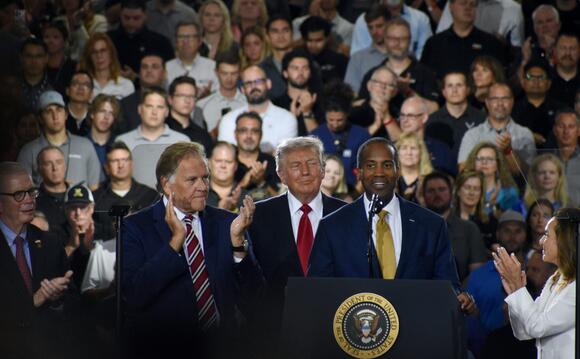 Trump boosts Rogers, James and other Michigan Republicans at Milford ...