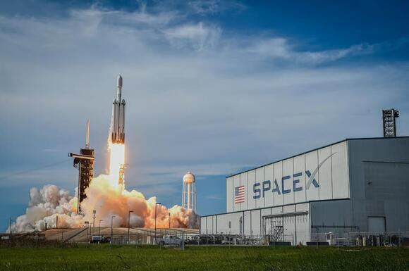 Stock futures rise as SpaceX jumps 7% on 161% revenue growth and Tesla merger talk