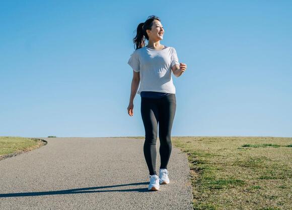 You don’t need 10,000 steps a day to protect your heart - NewsBreak