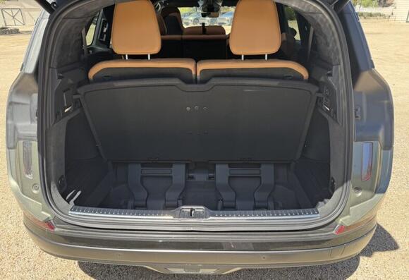 Lucid Gravity May be the Ultimate 3-Row SUV: Electric, Luxury, Minivan ...