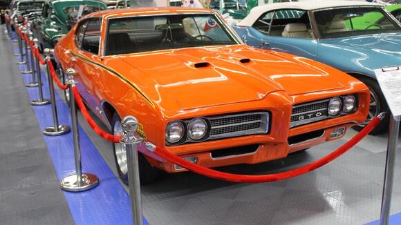 11 factory muscle cars designed to last far longer than expected ...