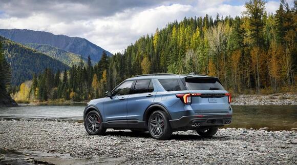 Ford Will Knock Up to $10,000 Off an Explorer if You Trade In Your ...