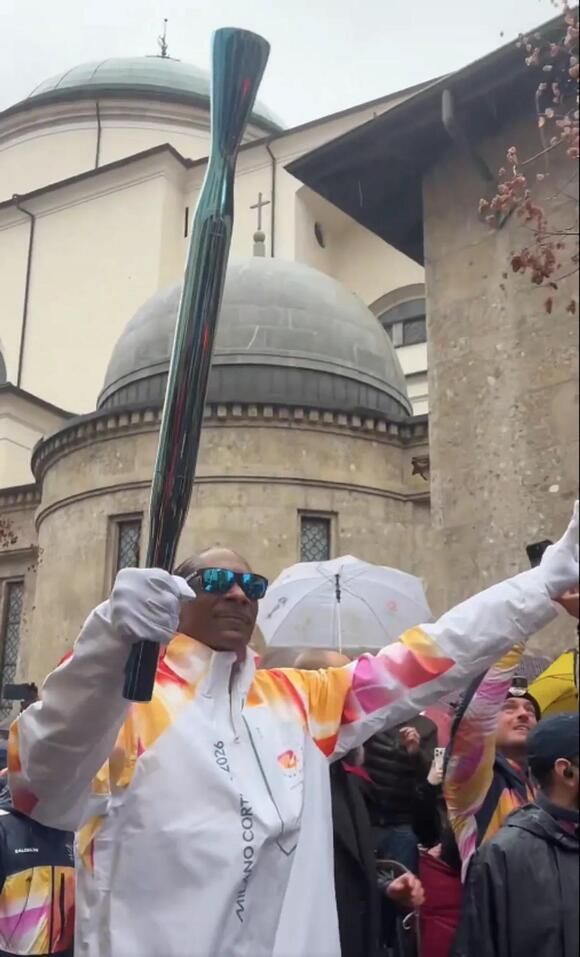 Snoop Dogg Makes First Public Appearance Since His Granddaughter's ...