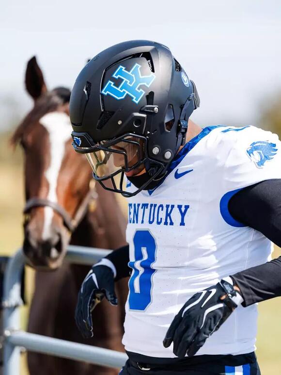 LOOK: Kentucky is breaking out a new uniform combo for the Oklahoma ...