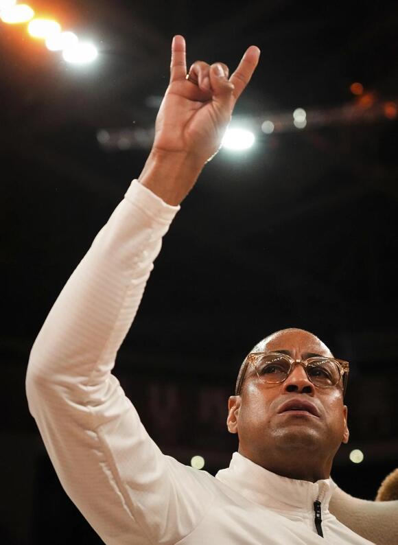 Texas coach Terry apologizes for rant criticizing UCF players for ...