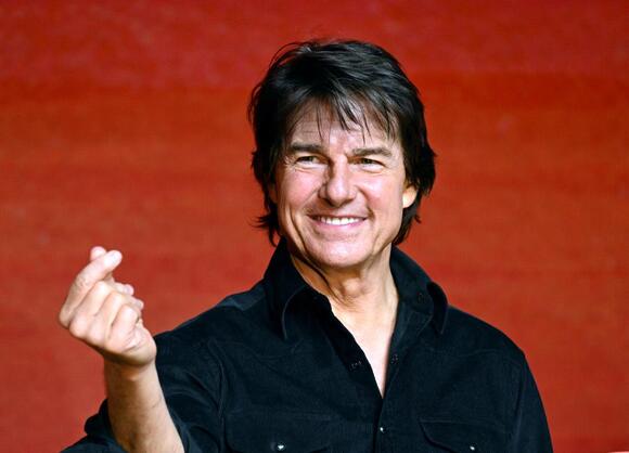 12 Famous People Who Had Unusual Clauses Written Into Their Contracts ...
