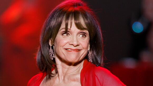 Valerie Harper was a force as Rhoda from The Mary Tyler Moore show ...