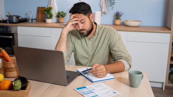 These States Hit Middle-Class Earners Hardest at Tax Time - NewsBreak