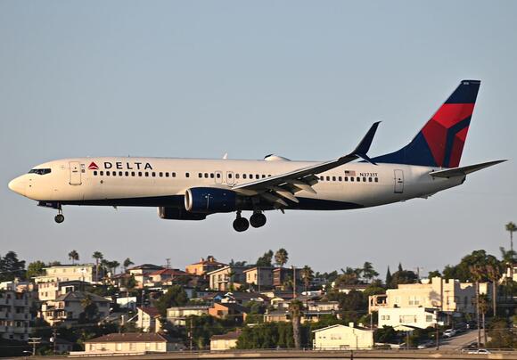 Delta Airlines Baggage Policy 2026: Fees, Rules & AI Tracking - NewsBreak
