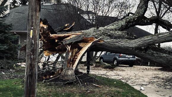 Thousands in Northeast Ohio still without power following Friday's high ...
