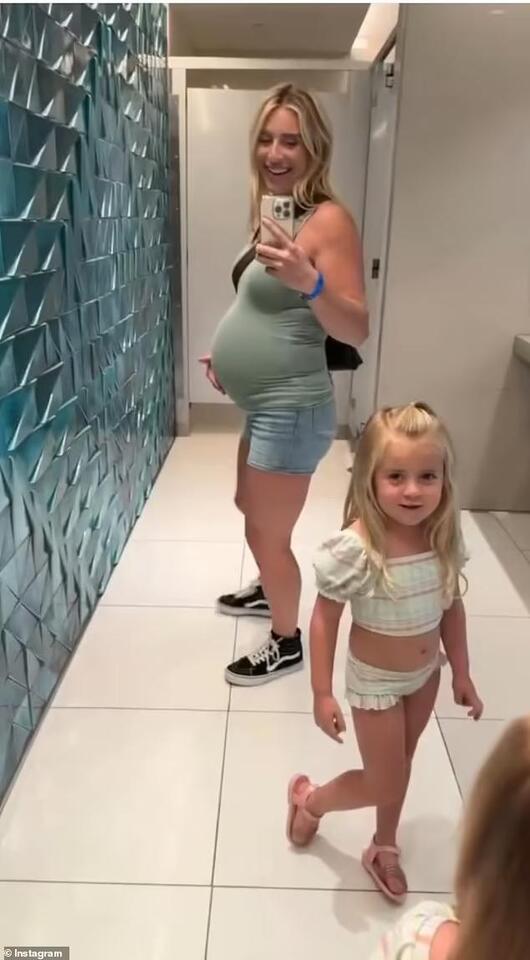 HGTV's Jasmine Roth shares her 'terrifying' birth story as she welcomes  baby number two - NewsBreak