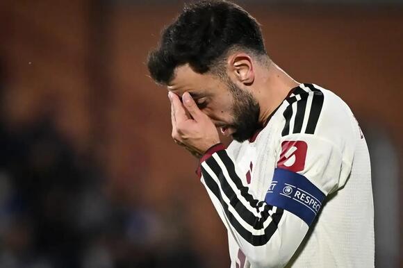 ‘They talk too much! ' - Man Utd managerial candidates blast ‘out of control’ dressing room as Michael Carrick nears the sack