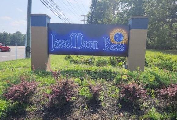 JavaMoon Rises resurrects Java Moon Café After 14 Years - NewsBreak