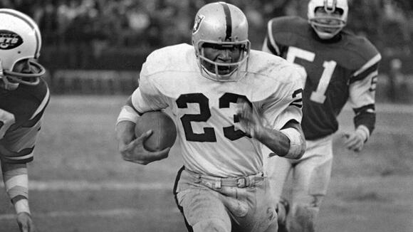 Ranking The 20 Craziest NFL Facemasks Ever Worn That Are Now Banned ...