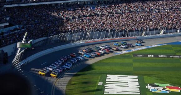 Fox unveils badass 2025 Daytona 500 commercial during NFC Wild 