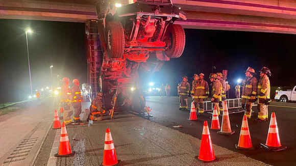 Southbound lanes reopen after dump truck hits I-95 overpass - NewsBreak