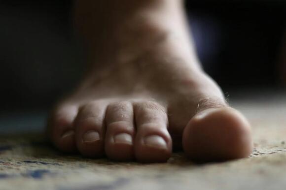 Why Your Feet Can Grow a Size Larger in Adulthood - NewsBreak
