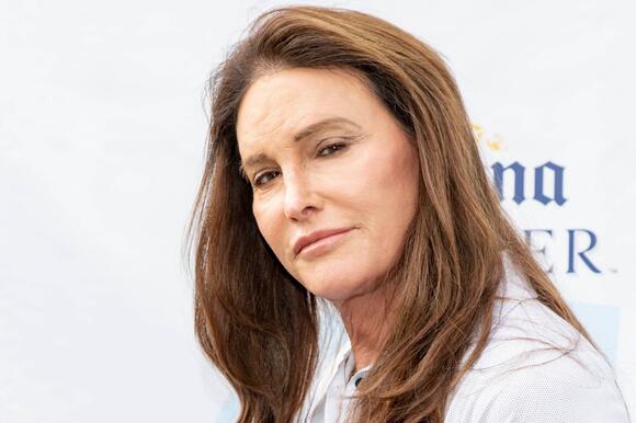 Caitlyn Jenner Returns to The Kardashians and Leaves Kendall Jenner ...
