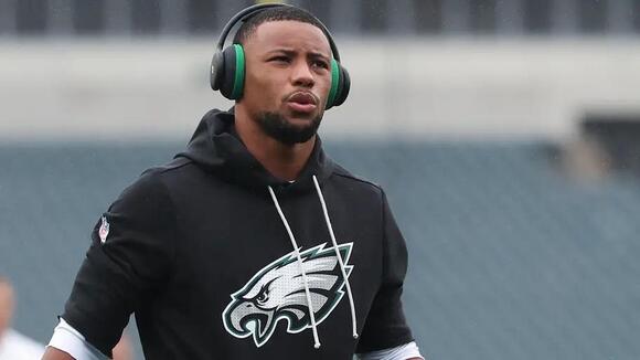 Saquon Barkley's Expected Return Could Expedite Eagles QB Change