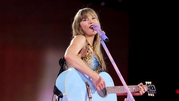 What Is Taylor Swift’s ‘Patient Zero’ Song About? Lyrics & Meaning ...