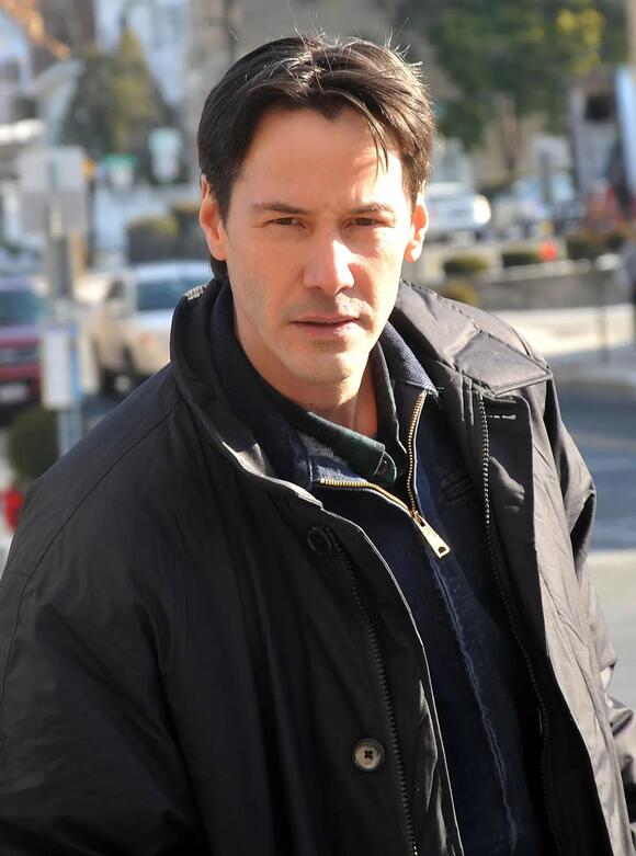 Keanu Reeves Turns Heads with Latest Look, Sparking Reactions - Photos ...