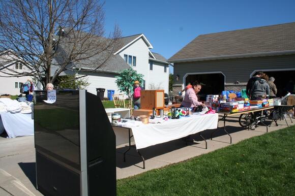 Online form available for posting Waunakee Garage Sale ads