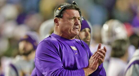 Former LSU Tigers Football Coach Ed Orgeron Made The Most Unusual Appearance  In The Crowd During Team USA's Ryder Cup Practice Round [VIDEO] - NewsBreak