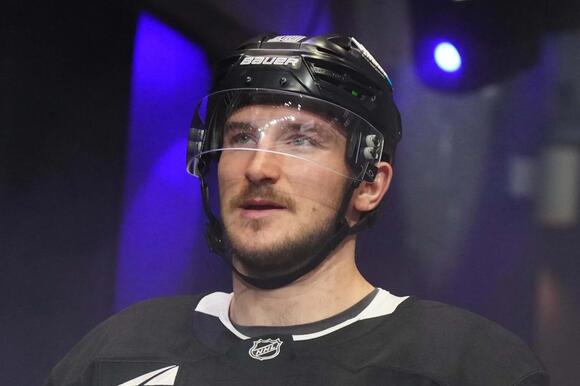 Bruins' Tanner Jeannot Move Compared to Puzzling $19M Signing That Once  Crashed And Burned - NewsBreak