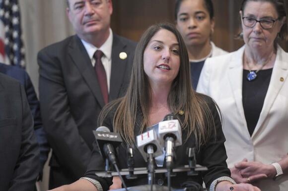 Bill gives Missouri House, Senate leaders authority over when ...